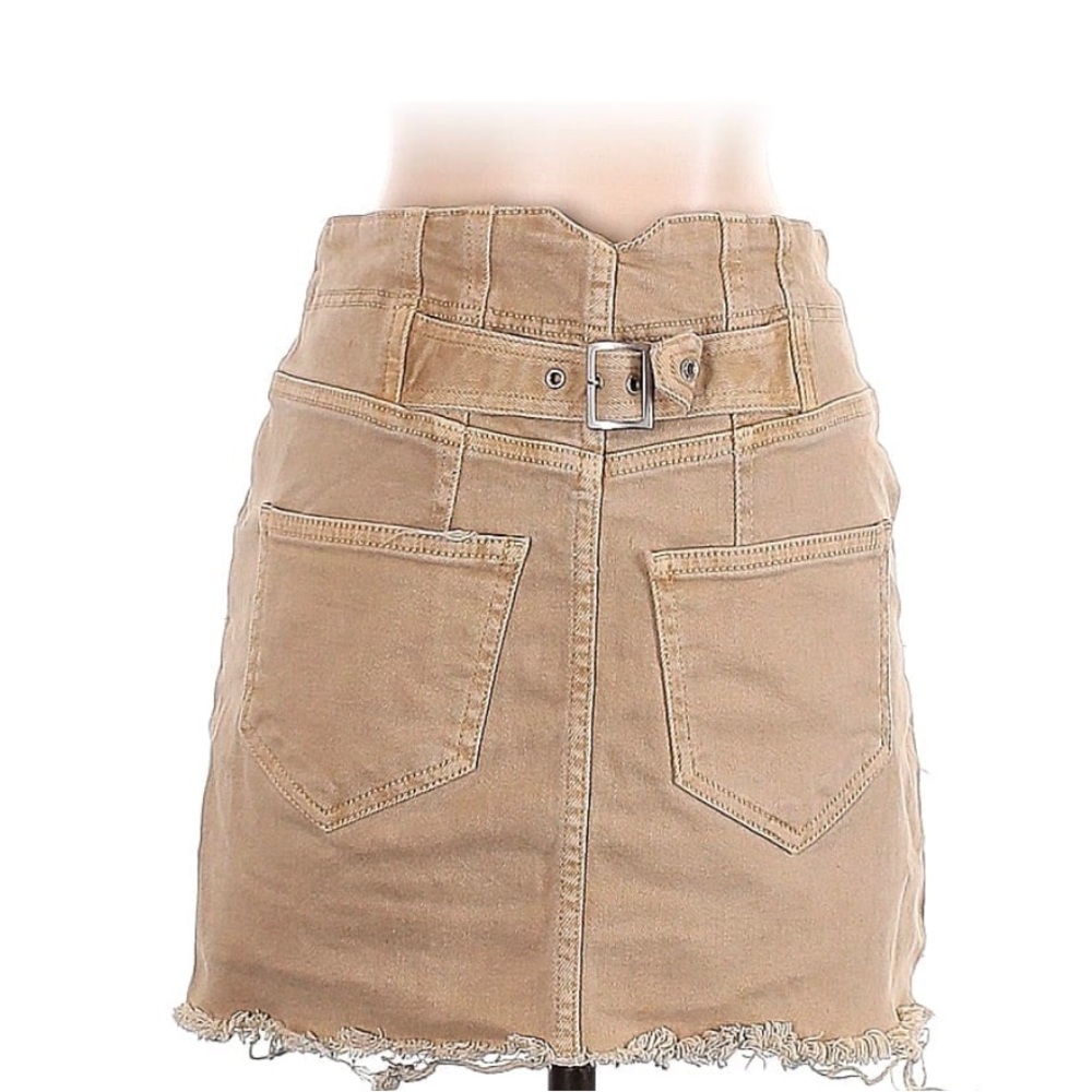 Free people gently worn skirt size 4